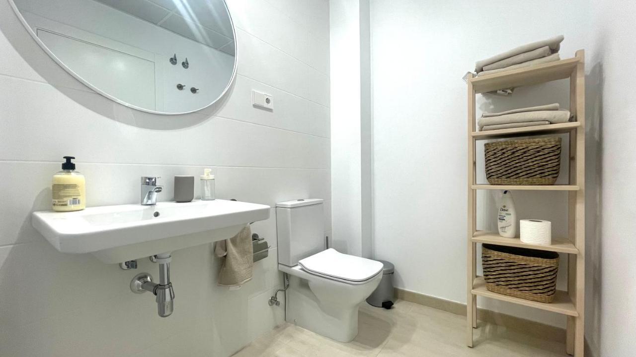Apartamento Malaga Beach, 2A Apartment Luaran gambar